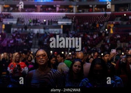 Sunrise, Stati Uniti. 12th Feb 2022. Gli appassionati di Katrina Laverne (Trina) hanno visto al 2022 Legendz of the Streetz Miami tour alla FLA Live Arena. Credit: SOPA Images Limited/Alamy Live News Foto Stock