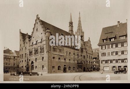 Foto d'epoca di Ulm, Rathaus. Germania. 1920s una città dello stato tedesco di Baden-Württemberg, situata sul Danubio Foto Stock