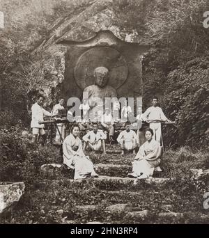 Il colossale rilievo scolpito di Gizo Bosatsu, il santo buddista e il santo patrono dei viaggiatori in Giappone. Ashinoyu, Giappone. 1901 Foto Stock