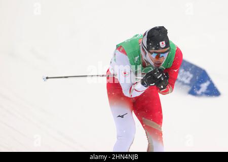 Zhangjiakou, Hebei, Cina. 13th Feb 2022. Hiroyuki Miyazawa (JPN) Sci di fondo : relè da uomo 4x10km durante i Giochi Olimpici invernali di Pechino 2022 al Centro Nazionale di Fondo a Zhangjiakou, Hebei, Cina . Credit: YUTAKA/AFLO SPORT/Alamy Live News Foto Stock
