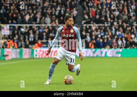 Leon Bailey #31 di Aston Villa durante il gioco Foto Stock