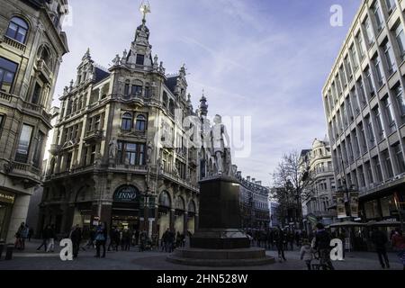 Statua di Antoon Van Dyck ad Anversa Foto Stock