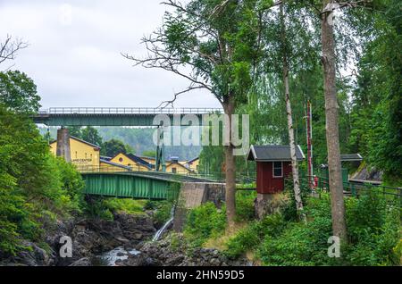 Canale di Dalsland e acquedotto a Haverud, Dalsland, Västra Götalands Län, Svezia. Foto Stock