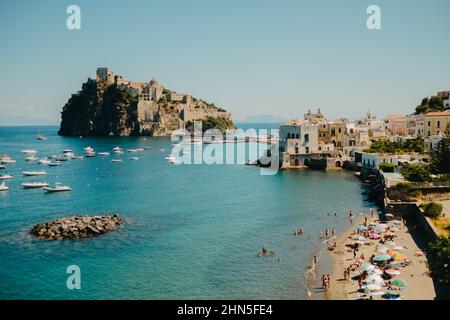 Castello Aragonese Ischia da una prospettiva insolita Foto Stock