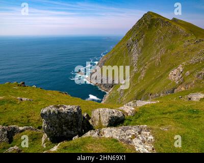 Moytegoge Head Cliffs, Keem, Achill Island, County Mayo, Irlanda Foto Stock