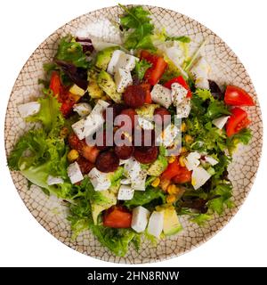 Insalata di verdure fresche con mozzarella e salsicce Foto Stock