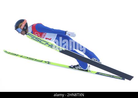 Zhangjiakou, Hebei, Cina. 15th Feb 2022. Akito Watabe (JPN) Nordic Combined : Individual LH/10km durante i Giochi Olimpici invernali di Pechino 2022 al National Ski Jumping Centre di Zhangjiakou, Hebei, Cina . Credit: Yohei Osada/AFLO SPORT/Alamy Live News Foto Stock