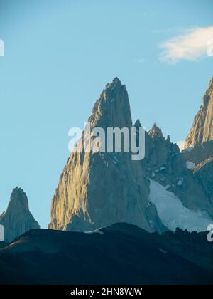 Area di arrampicata ed escursionismo, Princeton e Aguja Mermoz, Patagonia Argentina Foto Stock