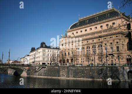 Il Teatro Nazionale di Praga, l'alma mater dell'opera ceca e il monumento nazionale di storia e arte ceca Foto Stock