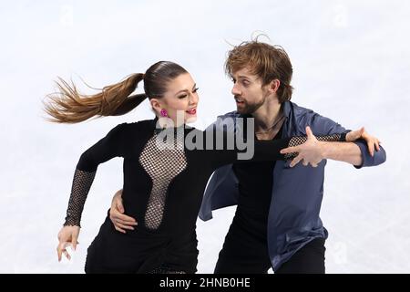 Kaitlin Hawayek & Jean-Luc Baker (USA), 12 FEBBRAIO 2022 - Figure Skating : Ice Dance Rhythm Dance durante i Giochi Olimpici invernali di Pechino 2022 a. Foto Stock