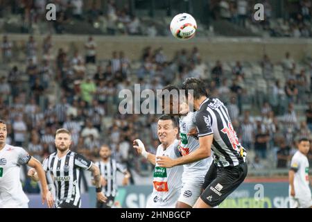 Belo Horizonte, Minas Gerais, Brasile. 15th Feb 2022. Campionato di Calcio Mineiro: Atletico-MG e Athletic Club. 15 febbraio 2022, Belo Horizonte, Minas Gerais, Brasile: Partita di calcio tra Atletico-MG e Athletic Club, valida per il settimo round del Campionato di calcio Mineiro, tenutosi martedì 15 allo stadio Mineirao. Atletico-MG ha vinto la partita 1-0, con una penalità segnata da Hulk. Credit: Breno Babu/TheNews2 (Credit Image: © Breno Babu/TheNEWS2 via ZUMA Press Wire) Foto Stock