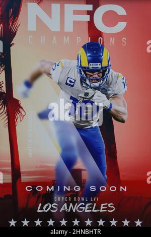 Sabato 12 febbraio 2022, 2022; Los Angeles, CA USA; Una vista generale dell'immagine del wide receiver dei Los Angeles Rams Cooper Kupp (10) al Super Bowl LVL Experience al Los Angeles Convention Center. (Kim Hukari/immagine dello sport) Foto Stock