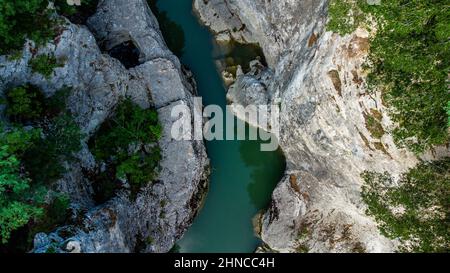 Tratto del fiume Metauro chiamato Marmitte dei Giganti Foto Stock