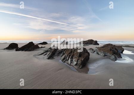 Tregantle Beach all'alba Whitsand Bay Cornwall Foto Stock