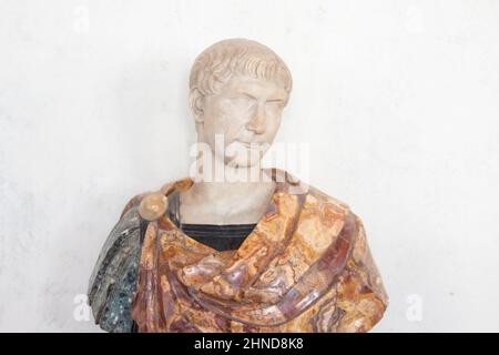 Busto dell'imperatore romano Traiano, Galleria degli Uffizi, Firenze, Italia Foto Stock