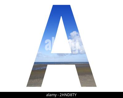 Lettera A dell'alfabeto fatto con spiaggia, mare e cielo blu, mare del nord, Paesi Bassi, isolato su sfondo bianco Foto Stock