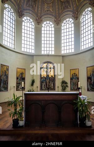 St George-in-the-East Church, una chiesa anglicana dei primi 18th secolo costruita in stile barocco inglese, Wapping, Tower Hamlets, Londra, Regno Unito Foto Stock