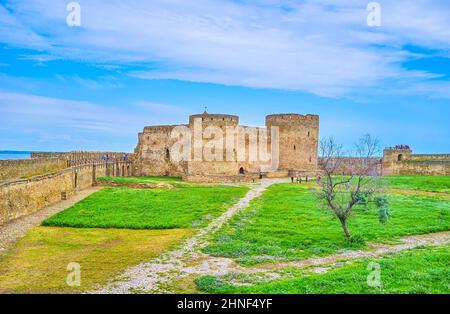 Le mura di pietra, il major e la sua parata, la fortezza Akkerman, Bilhorod-Dnistrovskyi, Ucraina Foto Stock