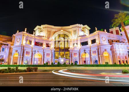 Las Vegas, AGO 5 2015 - Vista notturna dei Forum Shops Foto Stock