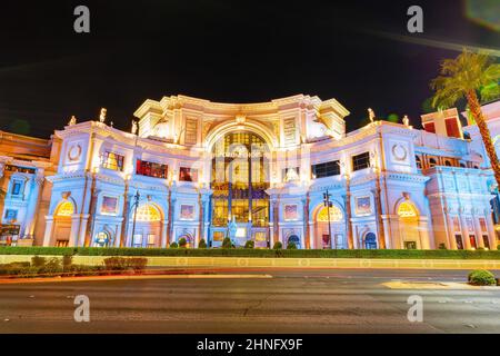 Las Vegas, AGO 5 2015 - Vista notturna dei Forum Shops Foto Stock