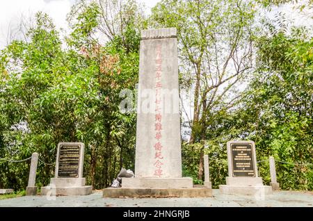 Passeggiare per Sandakan City in una giornata nuvolosa. Foto Stock