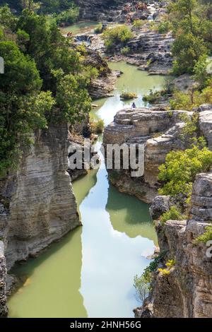 bollitore gigante, Marmitta dei giganti, fiume Metauro, Fossombrone, Marche, Italia, Europa Foto Stock