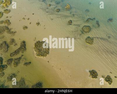 Vista aerea delle Saline in Normandia - Abstract vista dall'alto verso il basso della costa Foto Stock