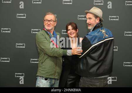 "Die Luft zum Atmen" Kai Maertens, Peter Lohmeyer, Miriam Maertens, Filmfest Hamburg, Cinemaxx Dammtor, 03.10.2021, Amburgo Foto Stock