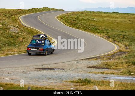 La strada Transalpinain i Monti Carpazi di Romania Foto Stock
