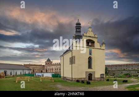 Chiesa di San Nicola nella fortezza di Medzhybish, Ucraina Foto Stock