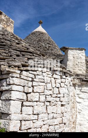 Tetto in pietra della Casa dei Trulli ad Alberobello, Italia. Foto Stock