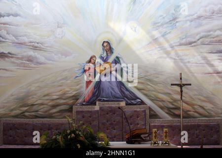 Educazione della Vergine Maria, affresco sull'altare maggiore nella Chiesa di Sant'Anna a Bjelovar, Croazia Foto Stock