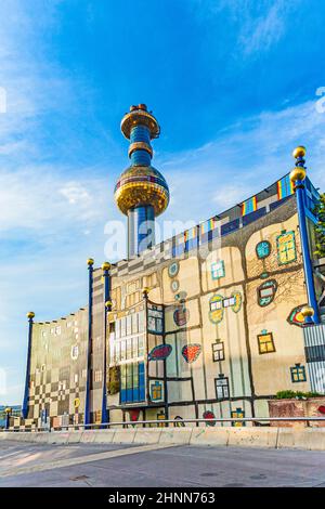 Teleriscaldamento Vienna di Hundertwasser forme Foto Stock