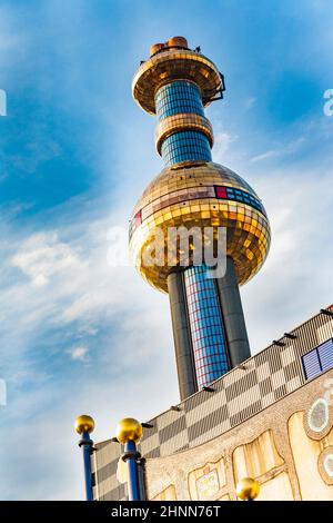 Teleriscaldamento Vienna di Hundertwasser forme Foto Stock