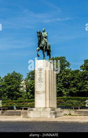 Statua di Ferdinabd Foch creato da Wlérick e Raymond. Questa statua era chiaramente ispirata alla statua di Marco Aurelio a Roma Foto Stock