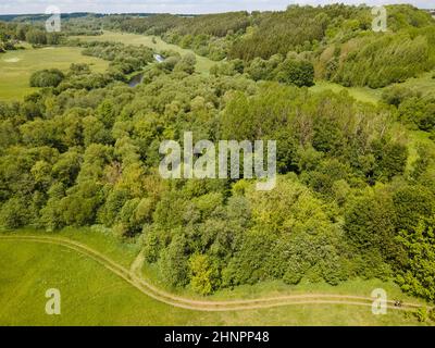 Fiume Dubysa nella Lituania rurale Foto Stock