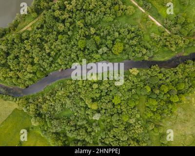 Fiume Dubysa nella Lituania rurale Foto Stock