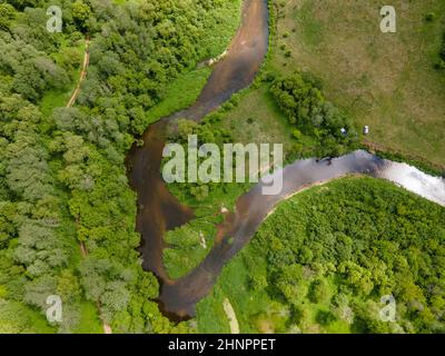 Fiume Dubysa nella Lituania rurale Foto Stock