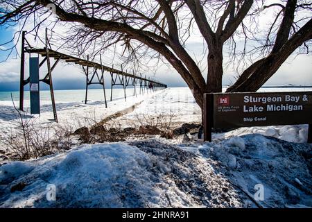 Winter Landscape Sturgeon Bay Lighthouse, Wisconsin USA Foto Stock