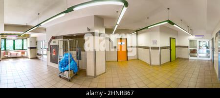 Vista panoramica delle isole all'interno dell'ospedale di Francoforte Hoechst Foto Stock