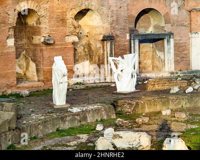 Le rovine dei Mercati di Traiano (Mercati di Traiano Roma). Italia Foto Stock