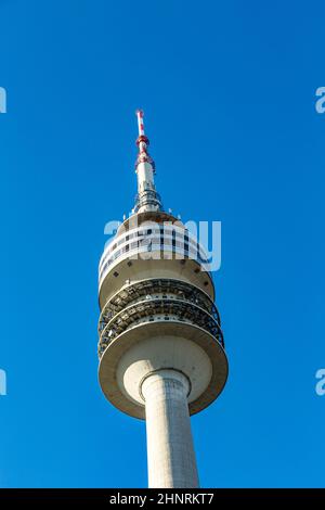 Torre dell'Olympiapark a Monaco Foto Stock