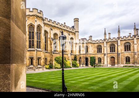 Courtyard del Corpus Christi College, è uno degli antichi college dell'Università di Cambridge Foto Stock