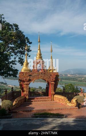 THAILANDIA CHIANG SAEN WAT PHRA BOROMMATHAT Foto Stock