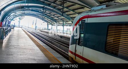 Treno metro Makkasan stazione Airport rail link Bangkok Thailandia. Foto Stock