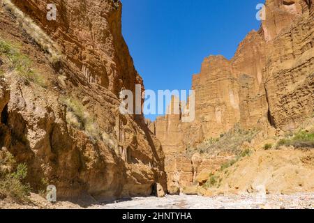 Scenic Valle degli spiriti (Valle de las Animas), Illimani montagna come sfondo, la Paz, Bolivia Foto Stock