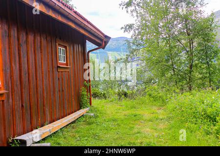 Vecchia capanna di legno marrone a Hemsedal, Norvegia. Foto Stock