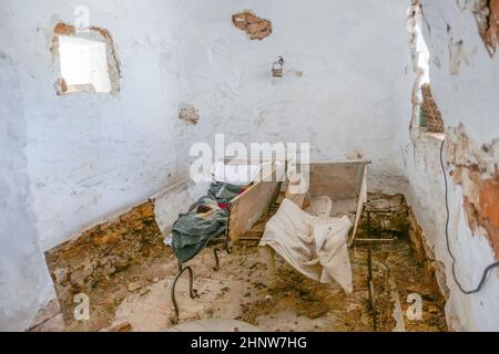 Interno di un vecchio trulli di Alberobello, Italia Foto Stock