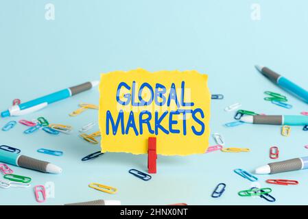 Visualizzazione concettuale mercati globali, approccio aziendale Trading di beni e servizi in tutti i paesi del mondo colorato Office Supplies Bright Work Foto Stock