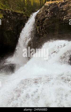 La più bella cascata in Europa. In Rjukandefossen Hemsedal, Buskerud, Norvegia. Foto Stock
